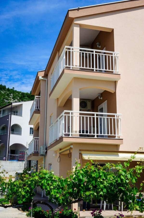 Apartments Ljuba Duba Εξωτερικό φωτογραφία